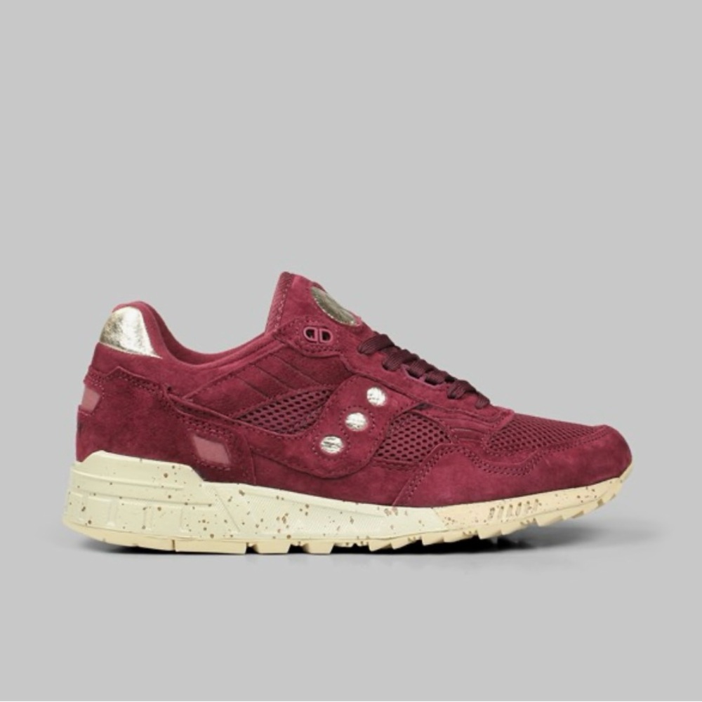 Saucony Shadow 5000 Sneakers in Maroon and Gold